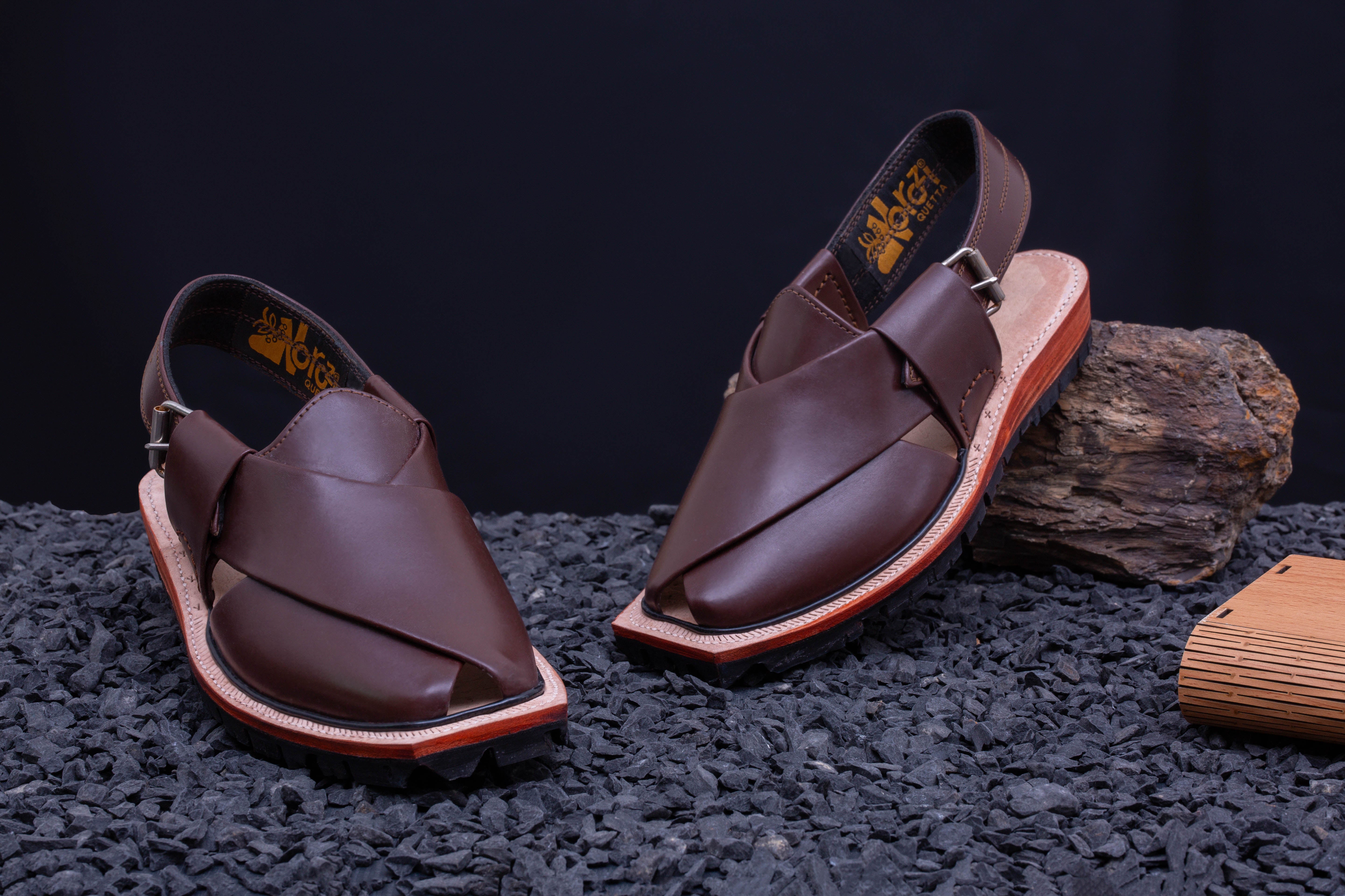 Double Sole Plain Dark Brown Norozi